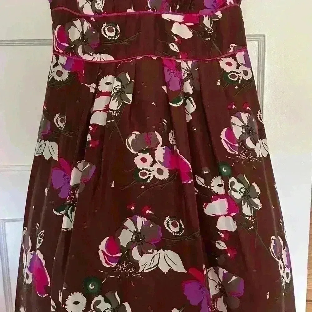 Guess - Silk Outer Shell Dress - Size 7 - Picture 2 of 4